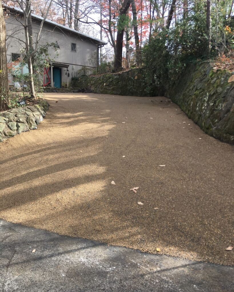 tar-and-chip-driveway-complete