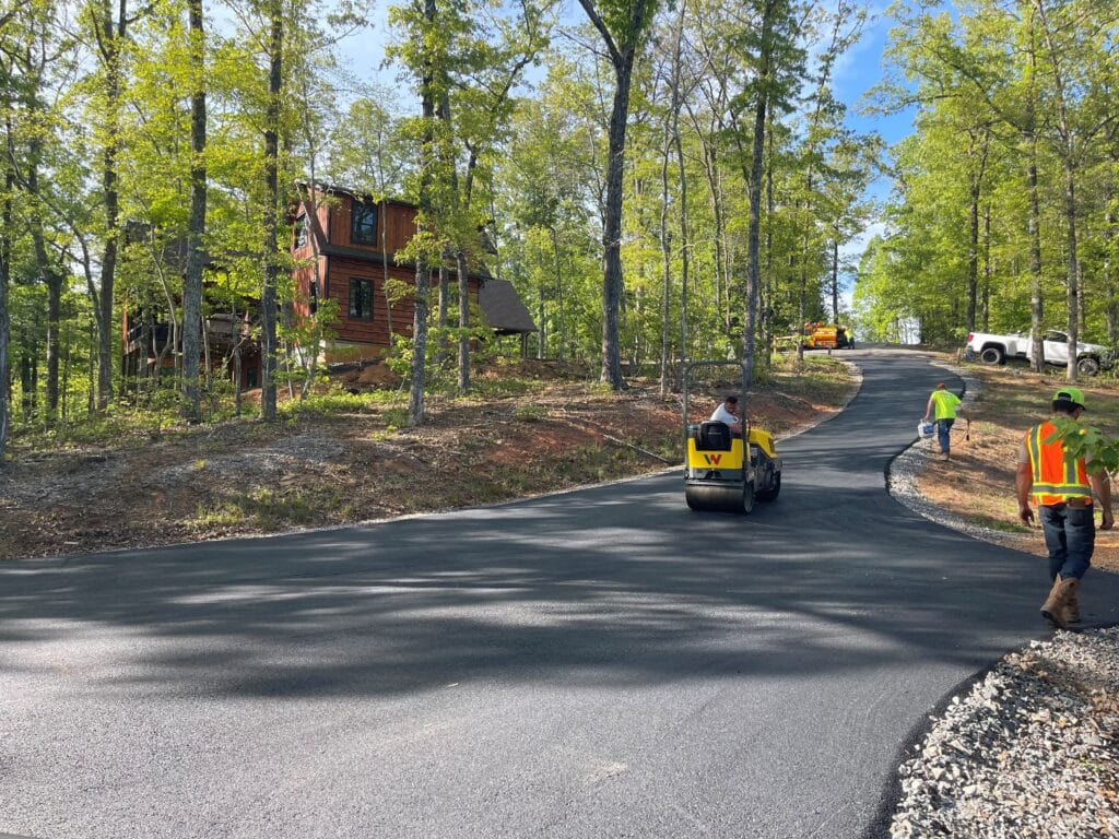 residential asphalt paving services